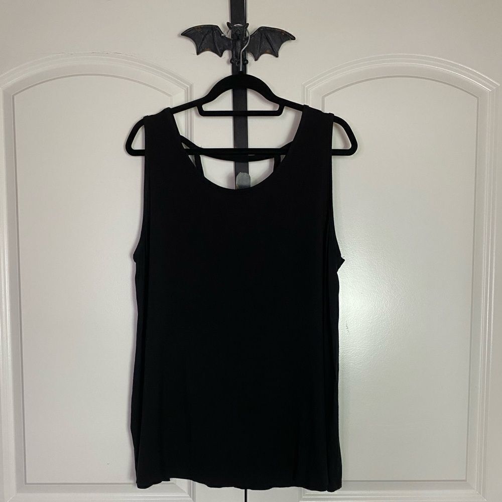 Lane Bryant Black Sleeveless Women's Top Cross Back Straps Stretch, Soft 18-20